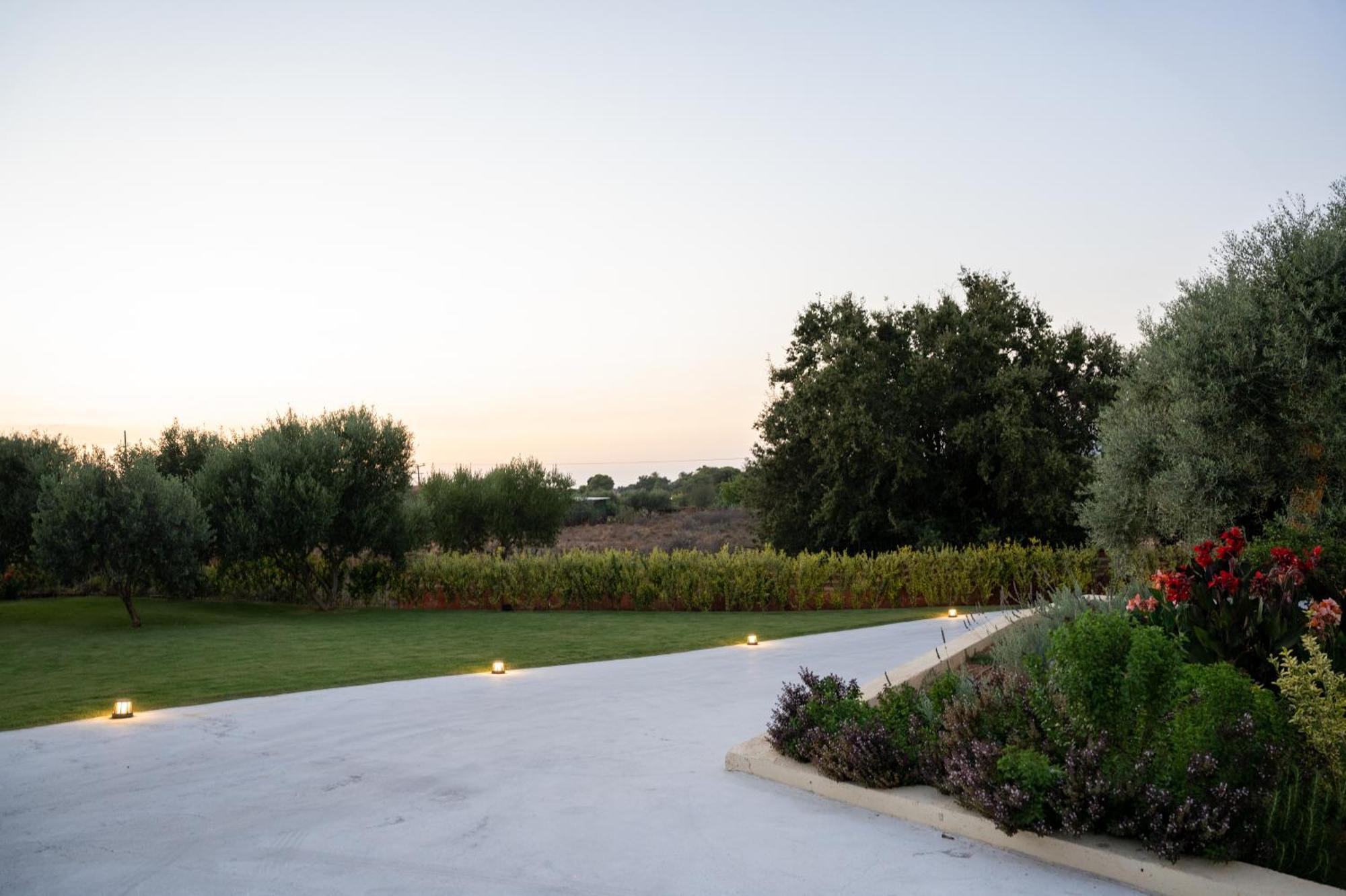 Kyamon Estate Luxury Villa Chrissi Akti Chania Exterior foto