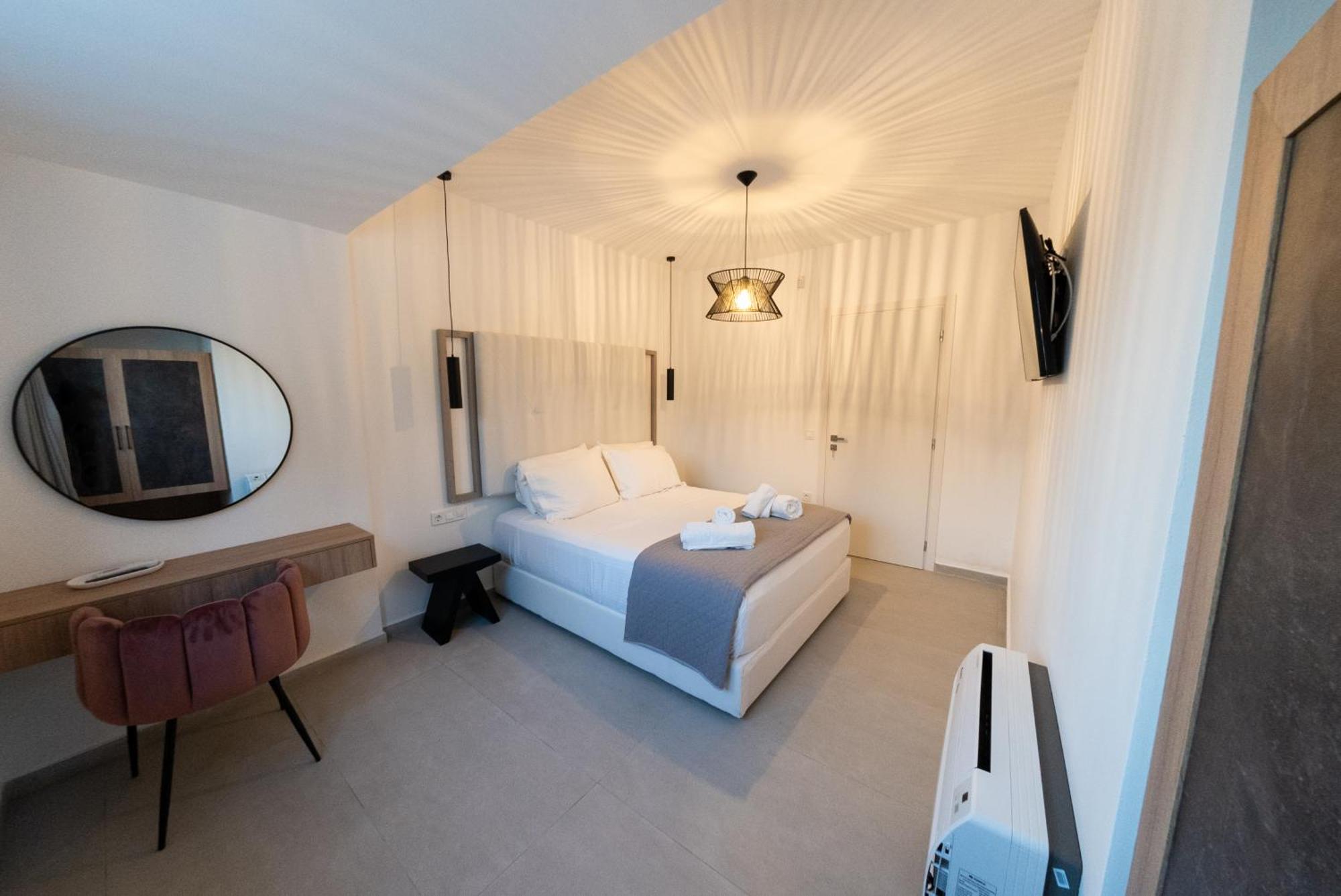 Kyamon Estate Luxury Villa Chrissi Akti Chania Exterior foto